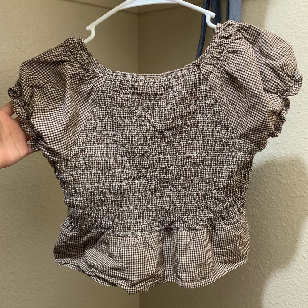 Size small American eagle top